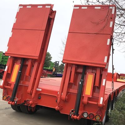 30T Max Carga útil hidráulica dobrável pescoço de ganso para pesado de cama baixa trailer robusto design