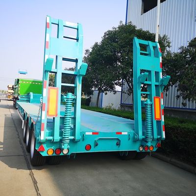 Semi-reboque de eixo baixo FUWA A solução perfeita para as necessidades de transporte de equipamentos pesados